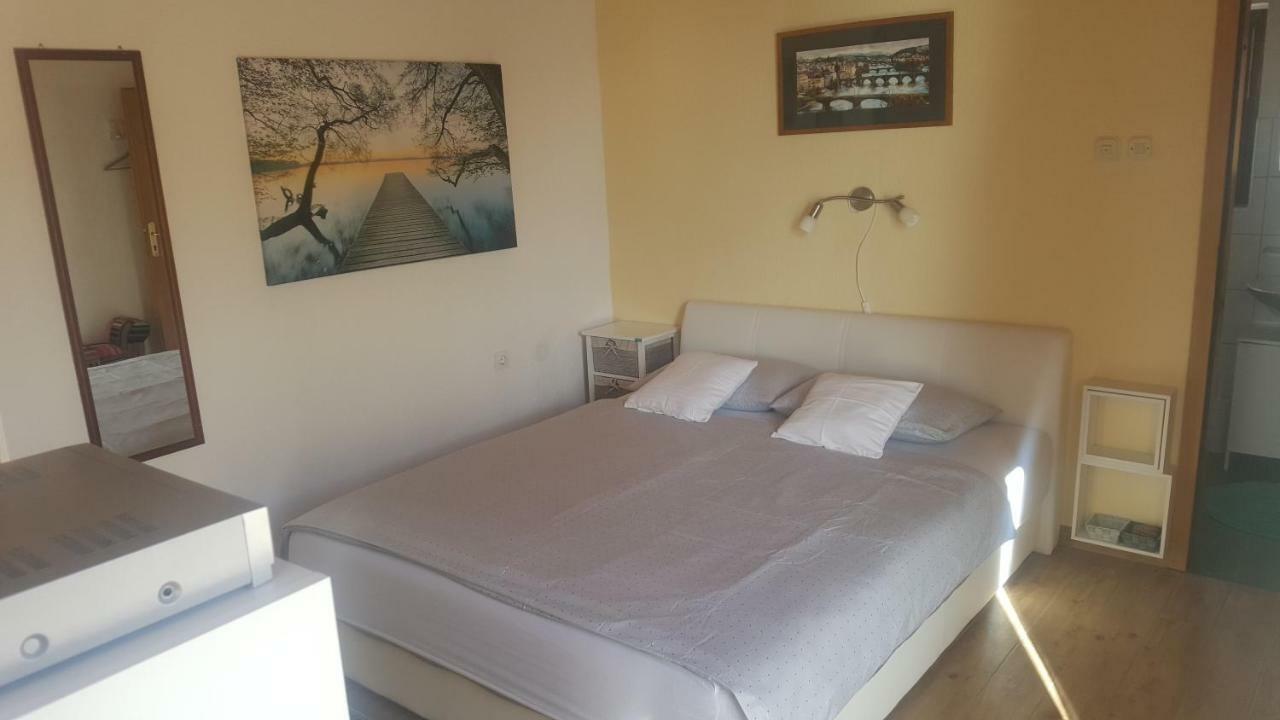 Apartment Dokic Crikvenica Eksteriør bilde